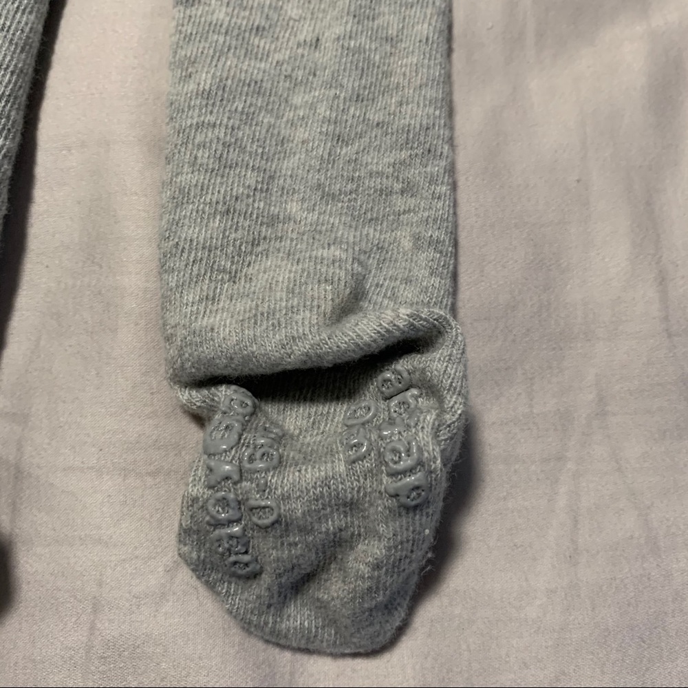 Gap Grey Ruffle Bottom Tights - Picture 3 of 3